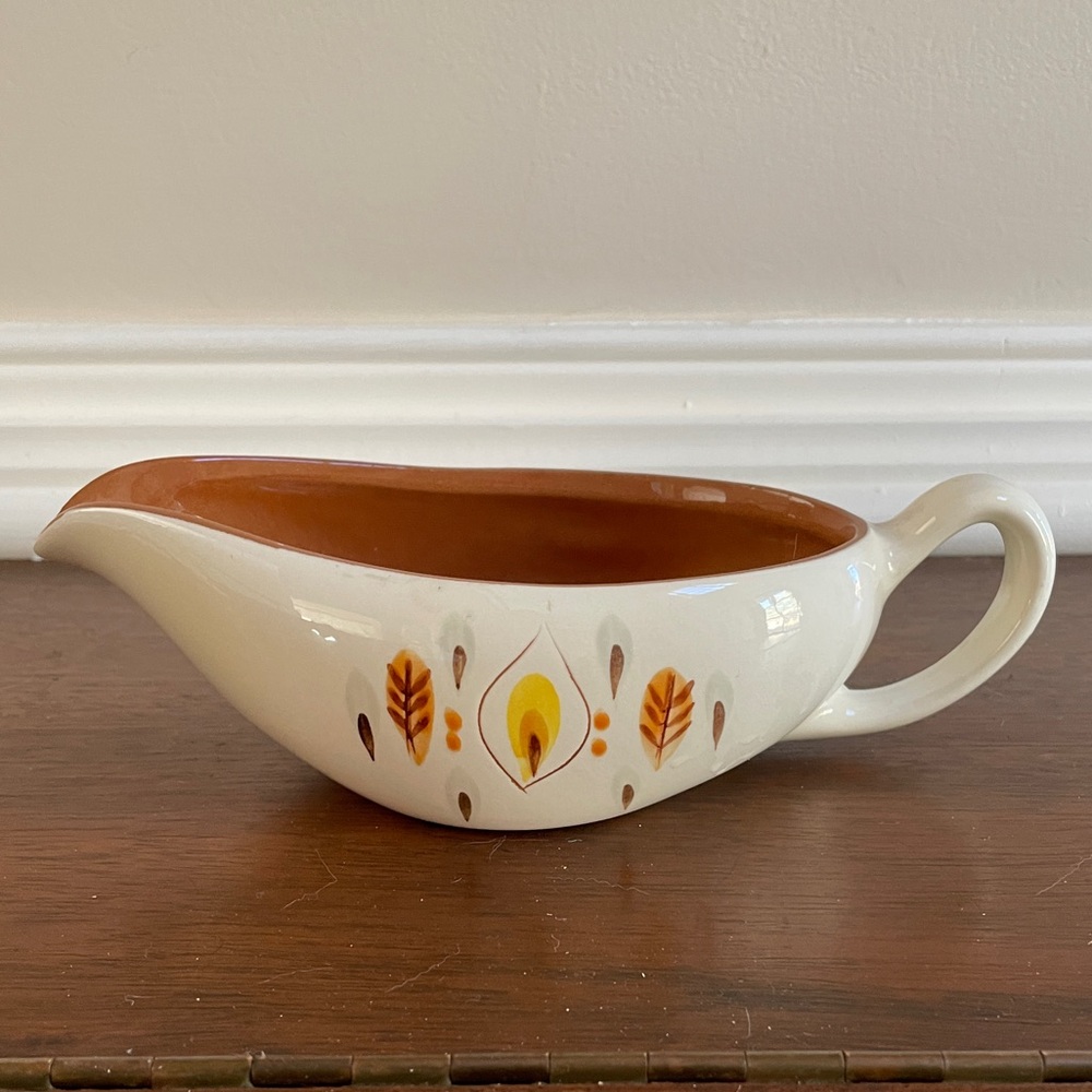 Stangl Pottery Trenton NJ “Amber Glo” Gravy Boat - no underplate